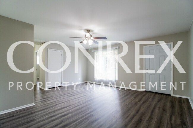 Building Photo - Another beautiful conrex home