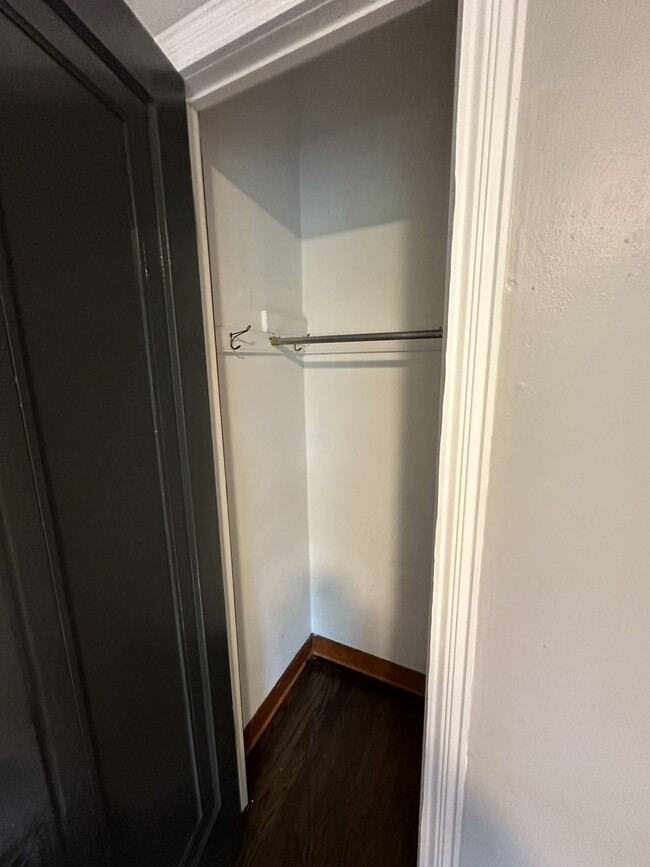 Foto del edificio - 1926 Wesley Ave