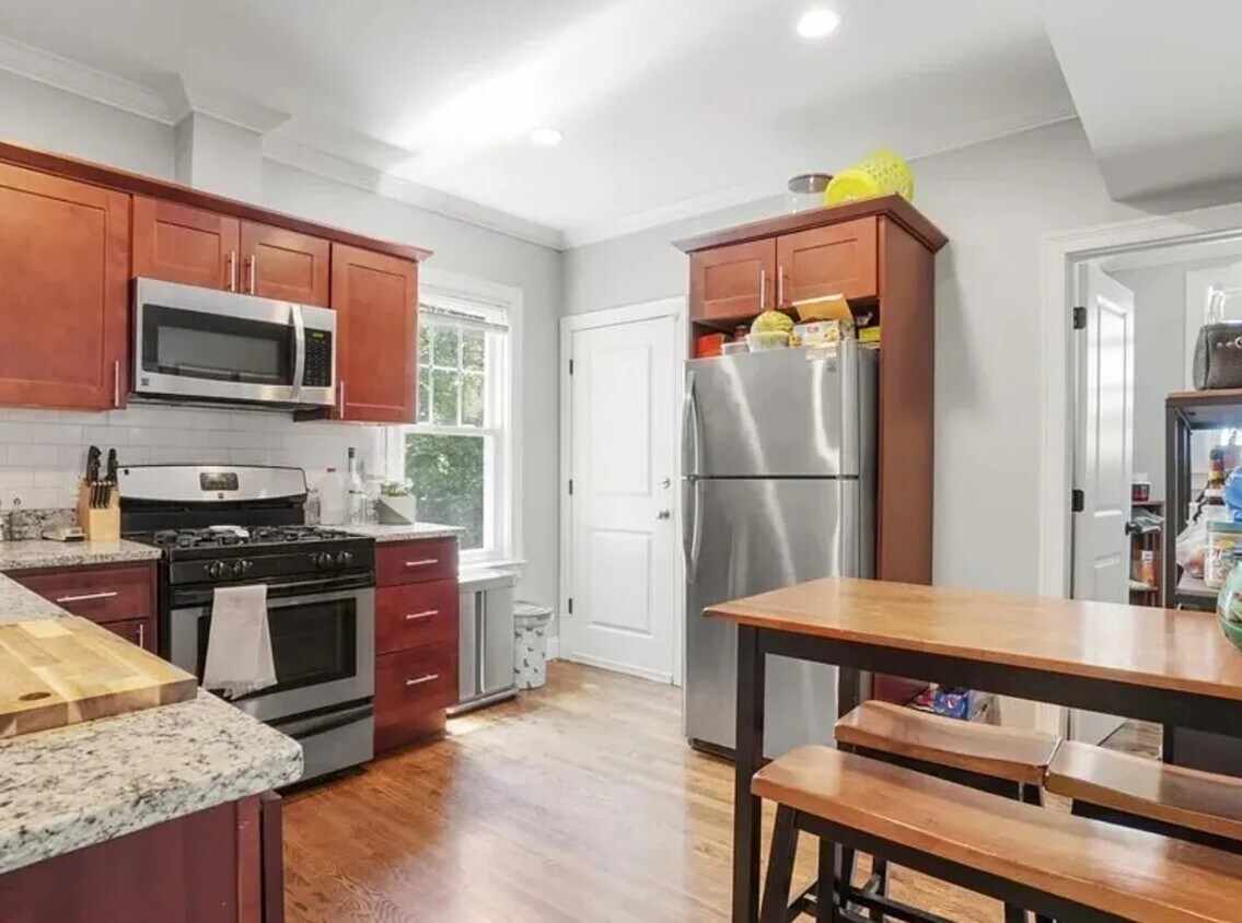 Foto principal - 47 Beech Glen St