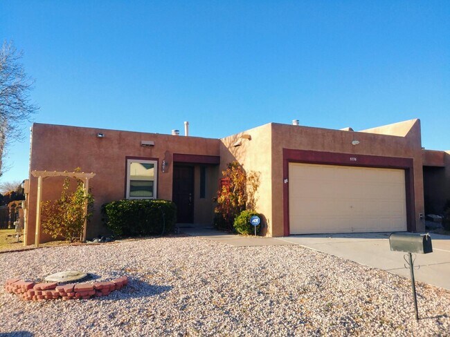 Building Photo - 5776 Manzanillo Loop NE