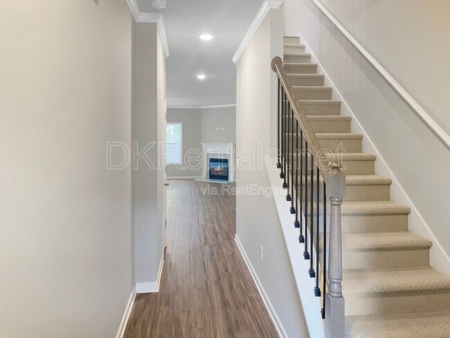 Photo - 5108 Fox Den Rd Townhome