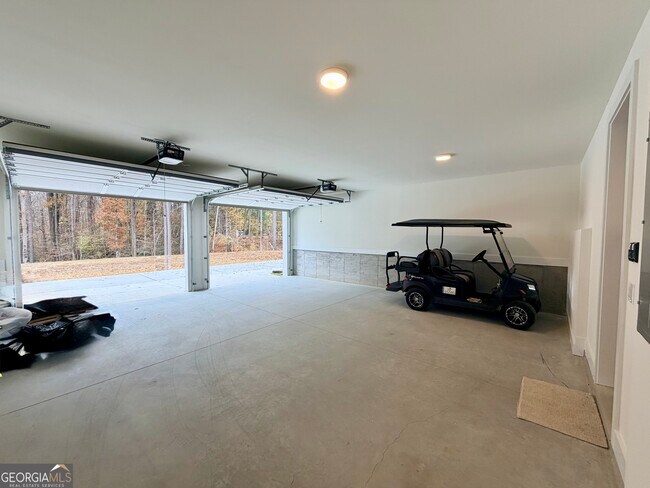 Foto del edificio - 940 Laurel Brooke Ave