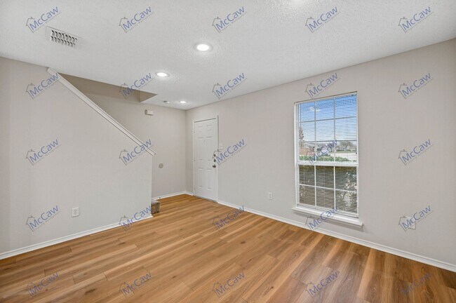Foto del edificio - Lovely 2-Story in Dallas (75237)!