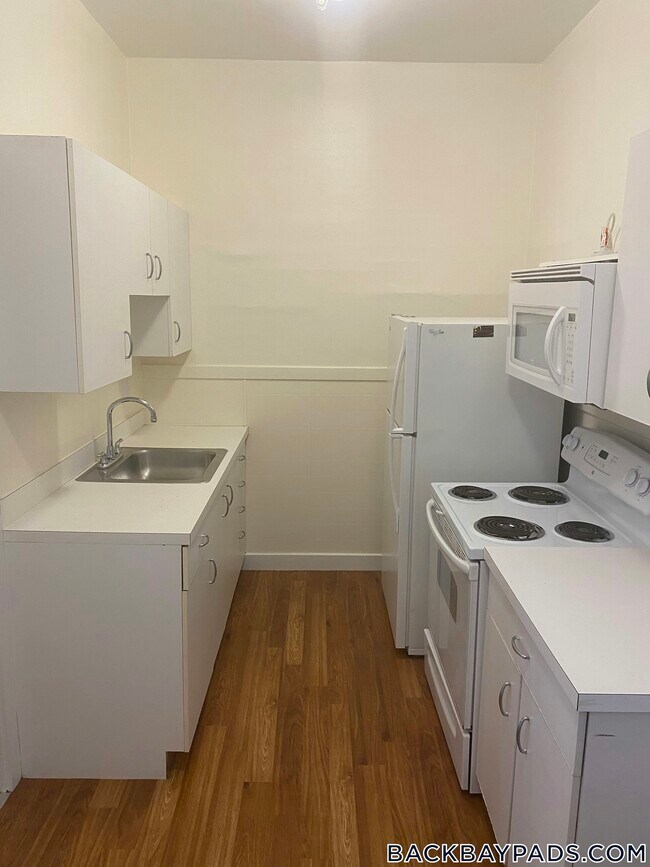 Foto del edificio - 504 Beacon St
