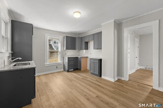 Building Photo - 45 New St