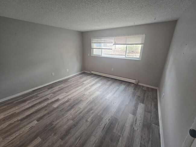 Foto del edificio - 1099 Westmoreland Rd