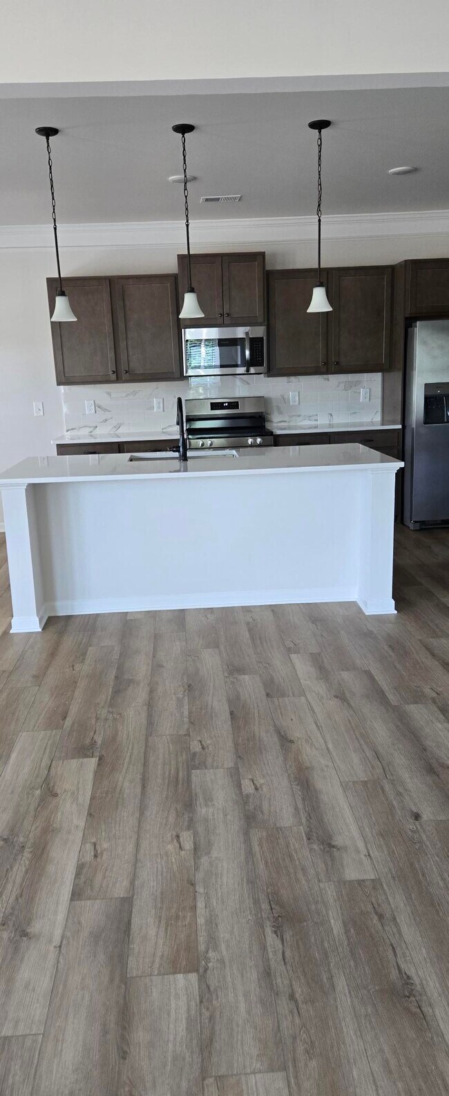 Building Photo - 174 Thedford Dr