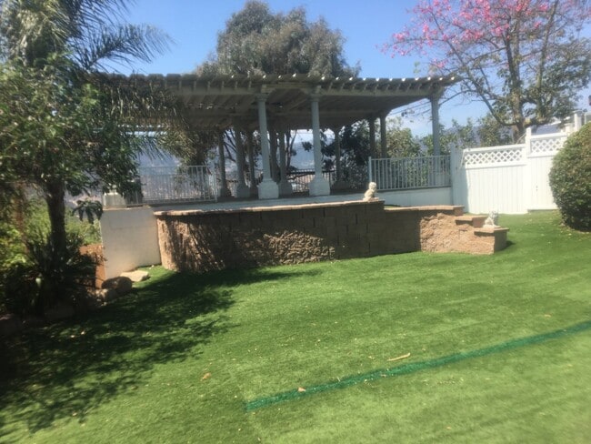 Building Photo - 2308 Canyon View Rd