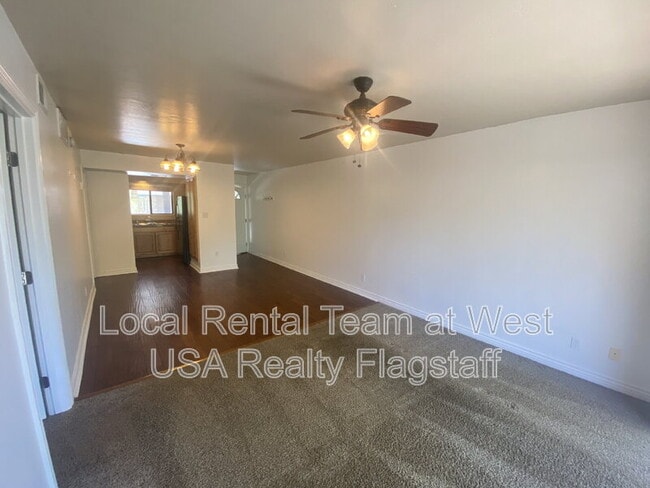 Building Photo - 3200 S Litzler Dr