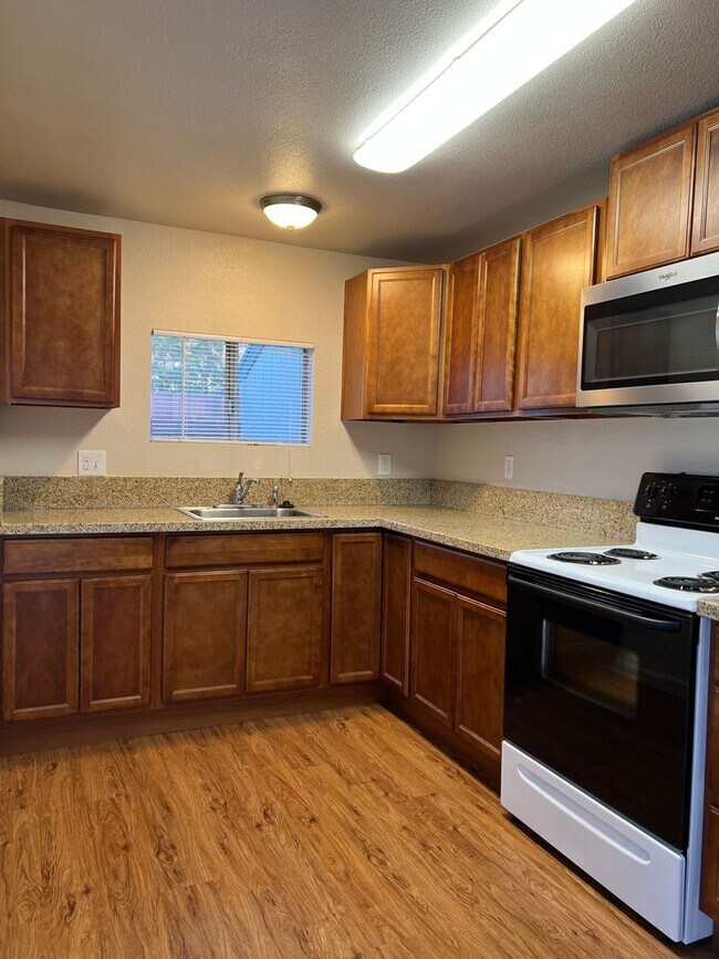Foto del edificio - 313-315 Cherry Street
