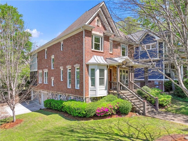 Building Photo - 306 Peachtree Ave NE