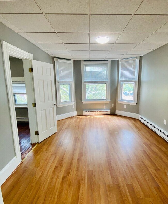 Foto del edificio - 346 Chelsea St