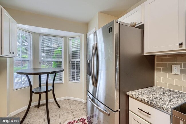 Building Photo - 3818 Swift Run Dr