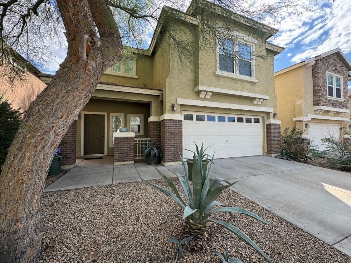 Foto principal - 3 BEDROOM 2.5 BATH HOME IN TRAMONTO COMMUNITY