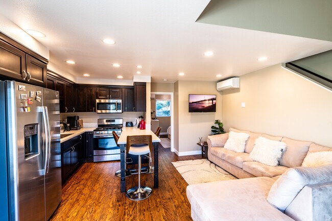 Building Photo - 23821 Hillhurst Dr