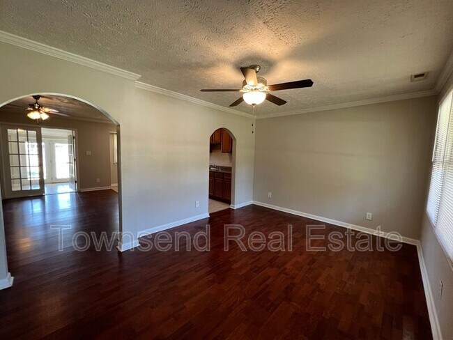 Building Photo - 7143 Stoney Point Rd