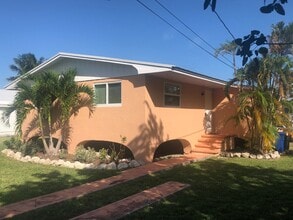 Building Photo - 1635 Pandorea Ln