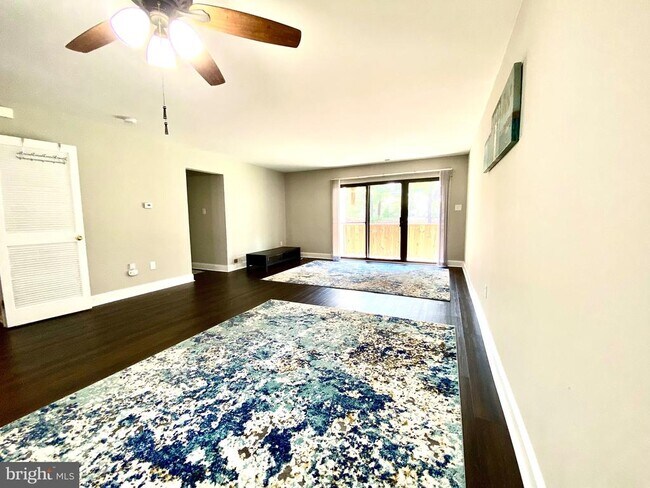 Building Photo - 803 Chesterwood Ct