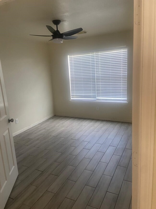 Building Photo - 9623 Eagle Eye Ln