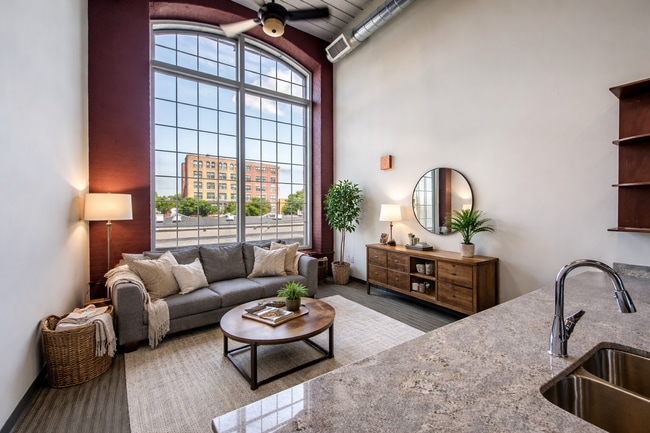 Foto del edificio - Pac10 Lofts