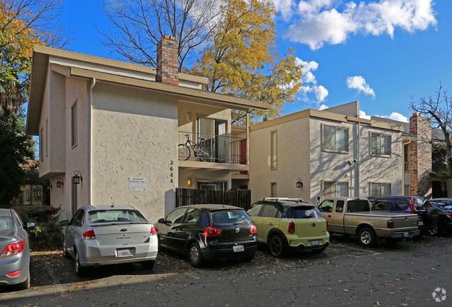 Building Photo - McKinley Manor