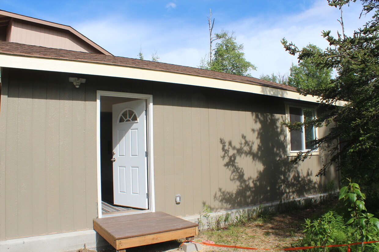 320 E Victor Cir, Wasilla, AK 99654 House Rental in Wasilla, AK