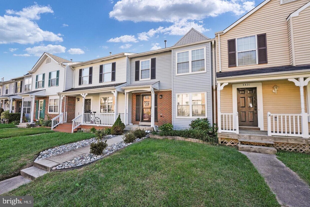 5429 Quest Ct, Woodbridge, VA 22193 Townhome Rentals in Woodbridge VA