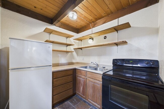 Foto del edificio - 2910 Greenbriar Ln