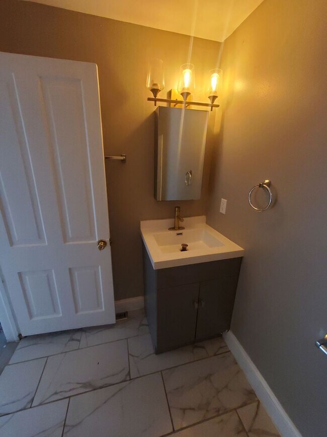 Foto del edificio - 3201 Charles St