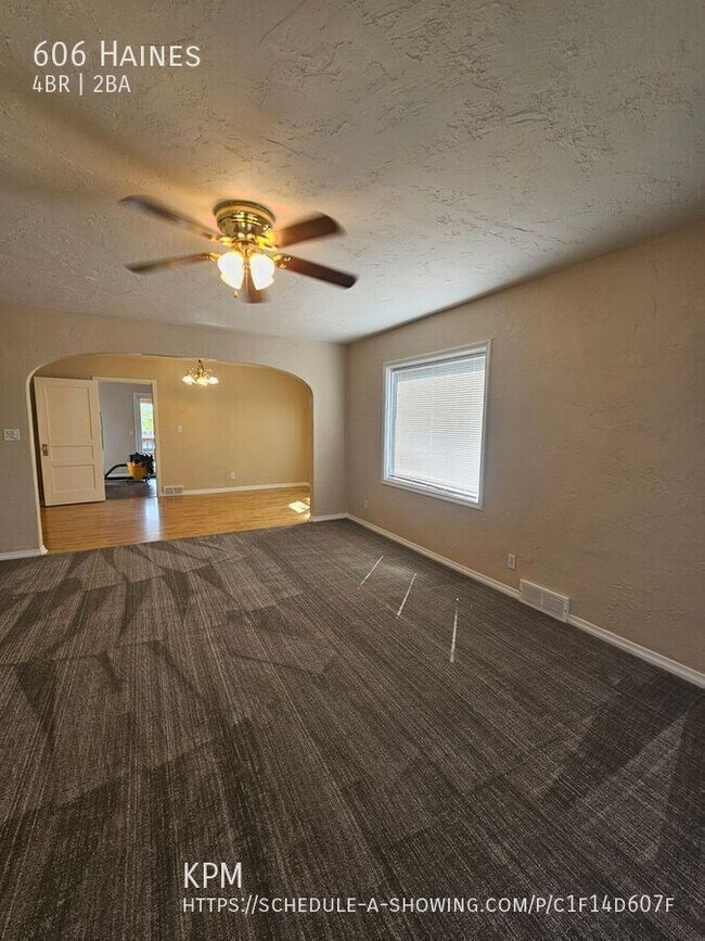 Building Photo - 606 Haines-