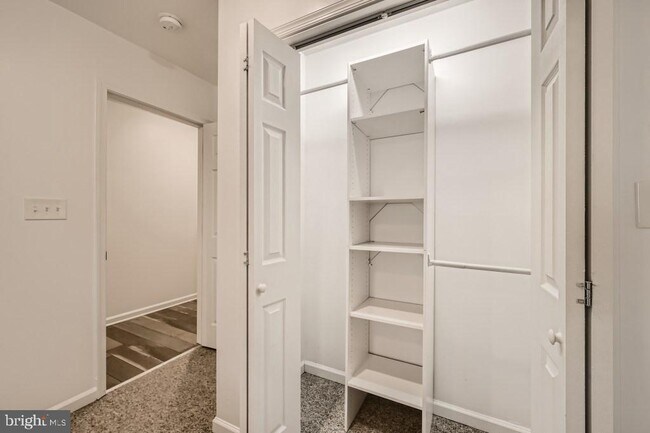 Building Photo - 230 Albemarle St