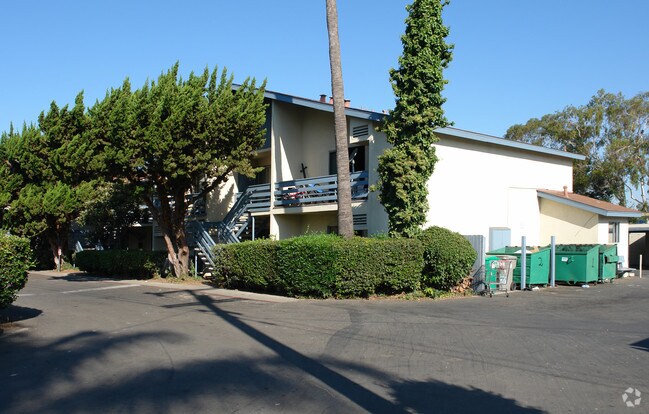 Foto del edificio - North Juniper Gardens