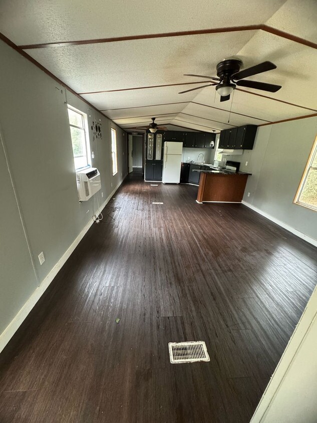 Building Photo - 2 bed/2 bath in Wadesboro