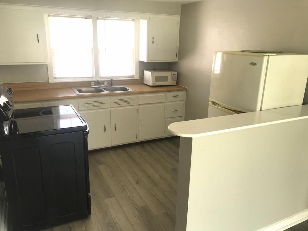 Primary Photo - 106 1/2 Burton Ave, Apt B