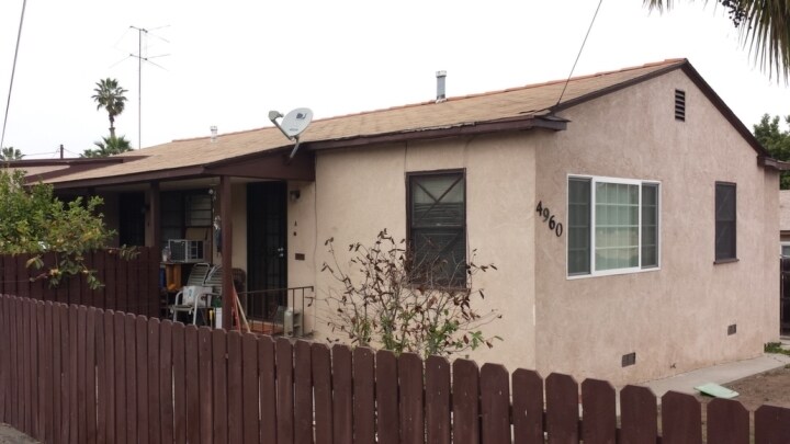 Primary Photo - 4960 Comanche Dr
