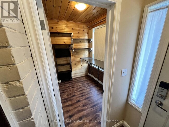 Building Photo - 800 Pape Ave