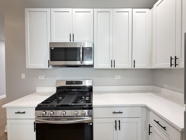 Foto del edificio - 5452 N Paulina St