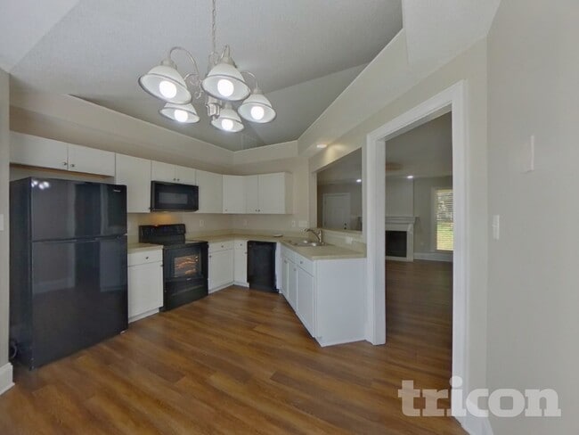 Building Photo - 7100 Idlewild Brook Ln