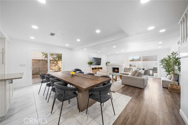 Foto del edificio - 9422 Nantucket Dr