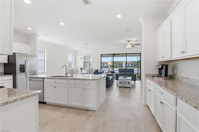 Building Photo - 12020 Arbor Trace Dr