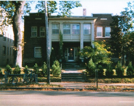 Primary Photo - 715 University Ave SE