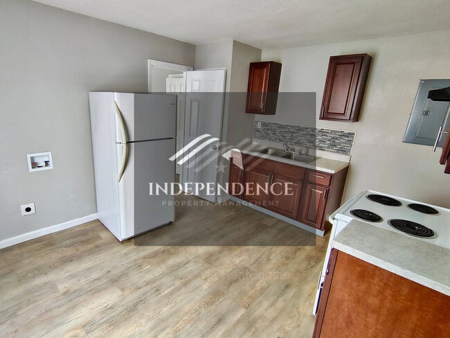 Foto del edificio - 3217 Finley St