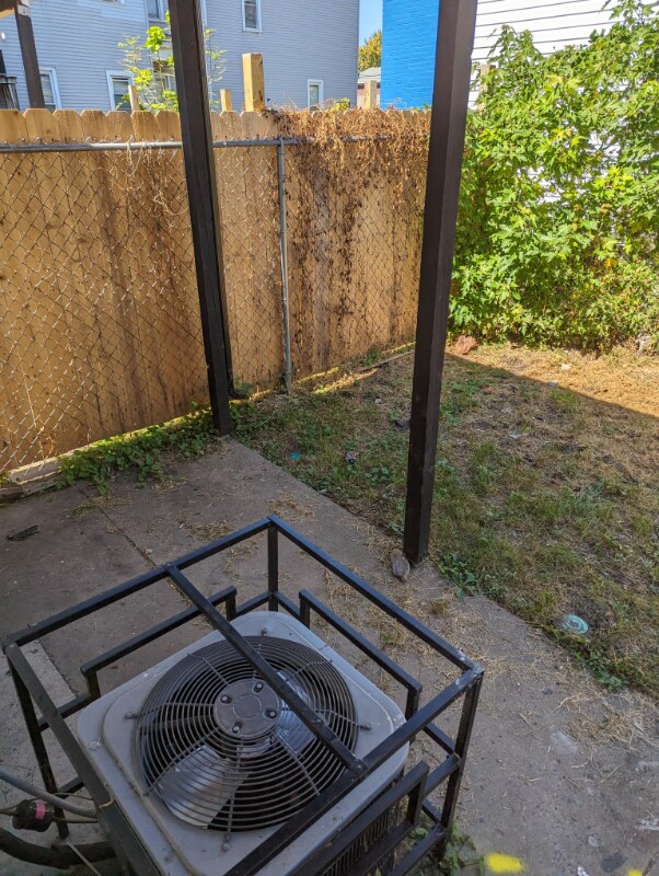 Foto del edificio - 1817 Columbia St