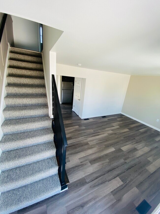 1940 Clinton Ave, Chambersburg, PA 17201 Townhome Rentals in