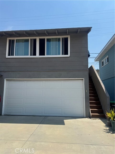 Building Photo - 327 W Avenida Palizada