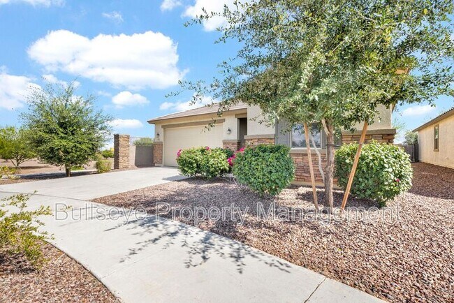 Building Photo - 17345 W Spur Dr