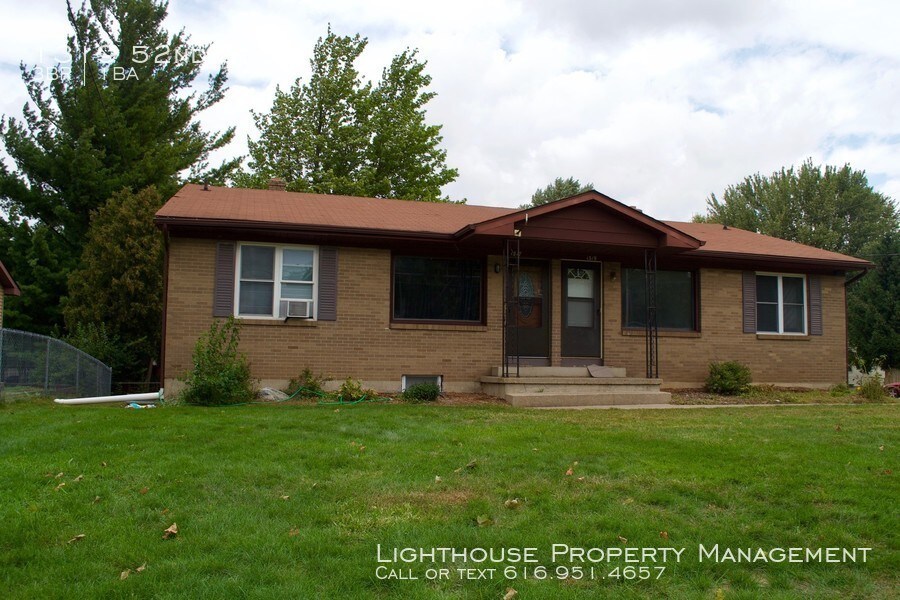 Primary Photo - Two Bedroom Duplex in Kentwood