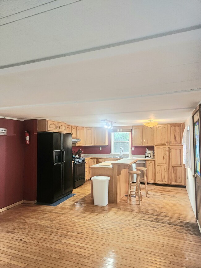 Building Photo - 29 Whitmore Way