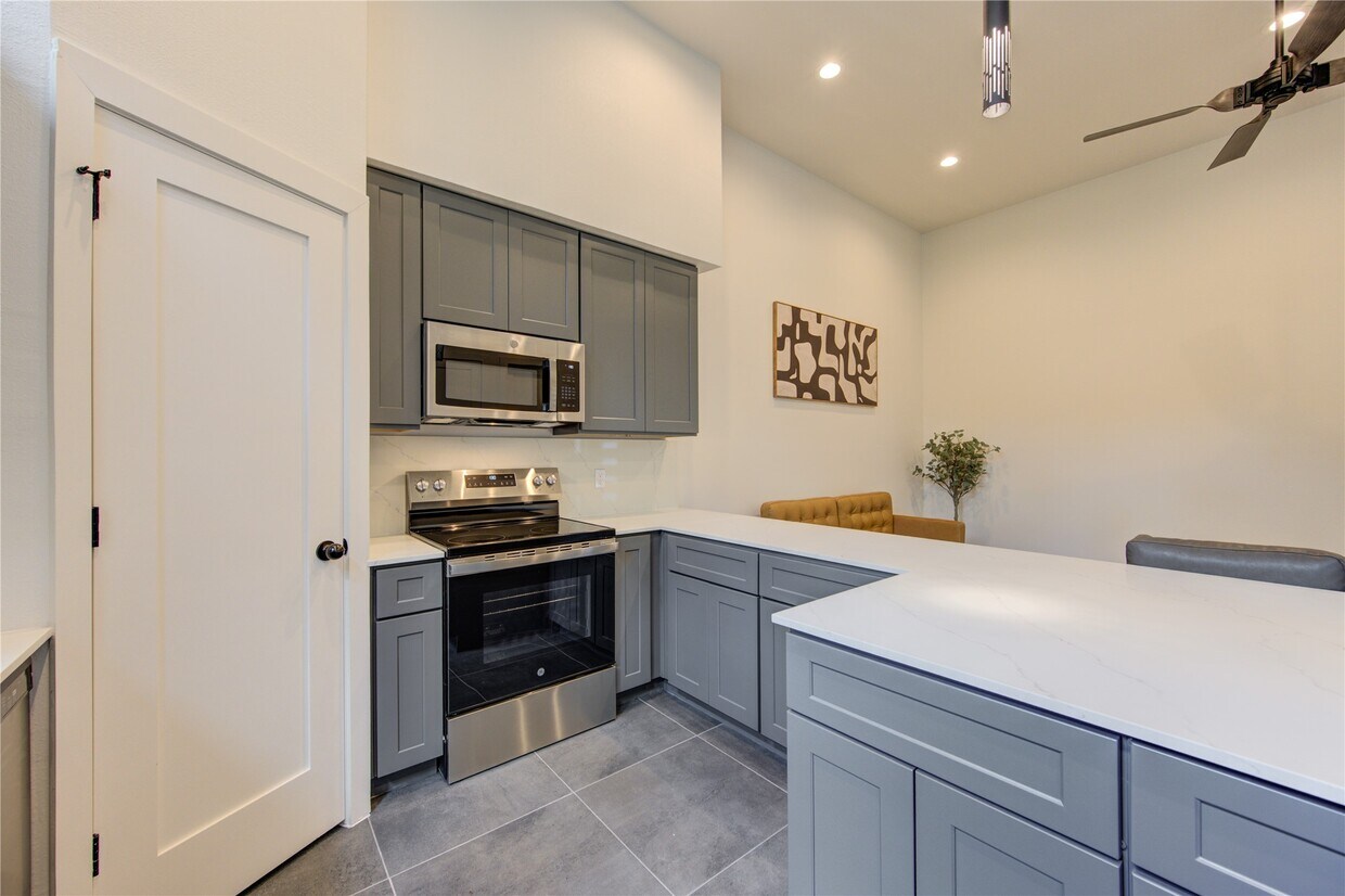 Foto principal - 13115 Wild Orchid Ln