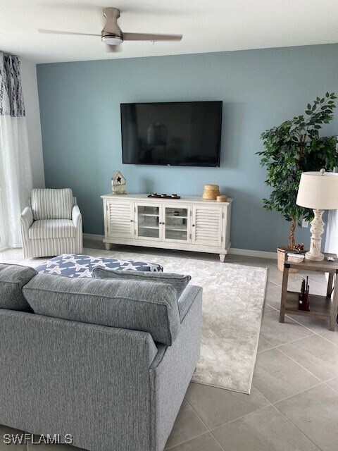 Building Photo - 15275 Grn Acrs Ave